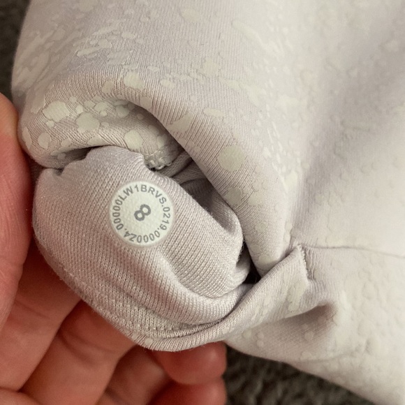 lululemon Energetic Edge Cropped Tank - Picture 10 of 10